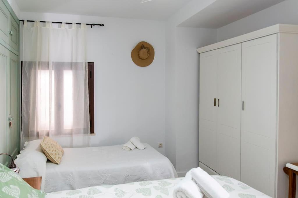 Apart Mezquita Con Parking Gratuito 코르도바 외부 사진